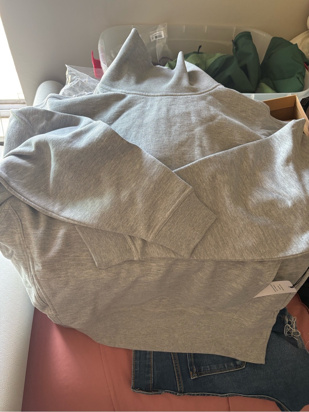 Women’s Heather Grey Alo Yoga Hazy Mock Neck Sweatshirt Pullover